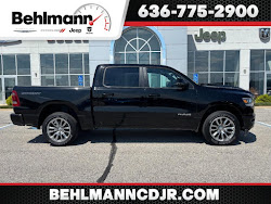 2023 RAM 1500 4WD Laramie Crew Cab