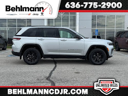 2026 Jeep Grand Cherokee Altitude